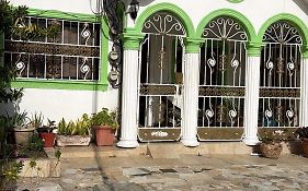 Samana House